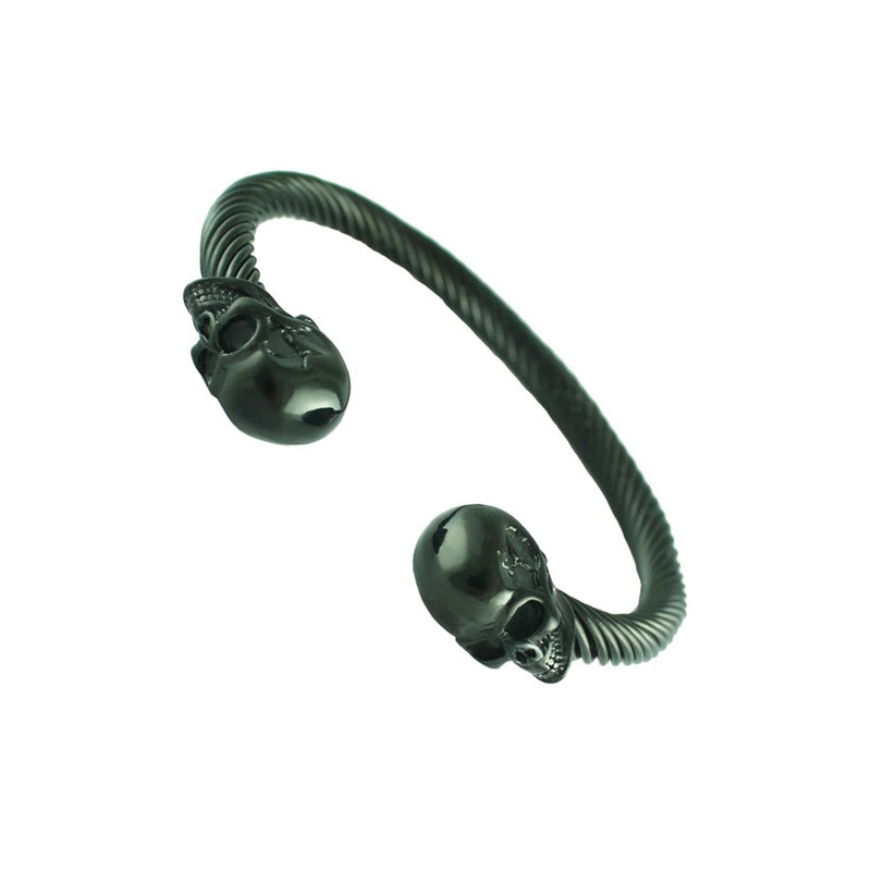 Black Skull Heads Stainless Steel Twisted Cable Bangle