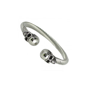 Black Skull Heads Stainless Steel Twisted Cable Bangle